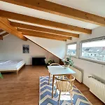 Cozy Loft With A View, Central, Close To Tradefair Apartment