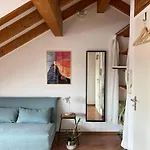 Apartment Cozy Loft With A View, Central, Close To Tradefair Dusseldorf