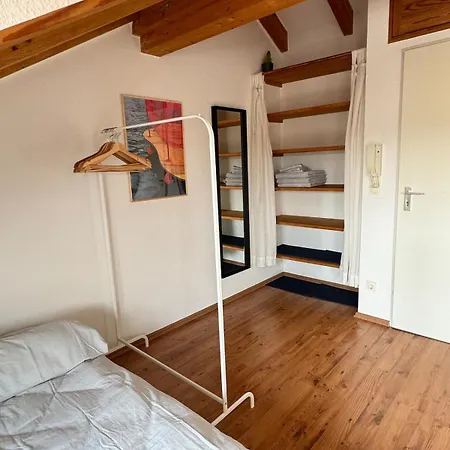 Appartement Cozy Loft With A View, Central, Close To Tradefair